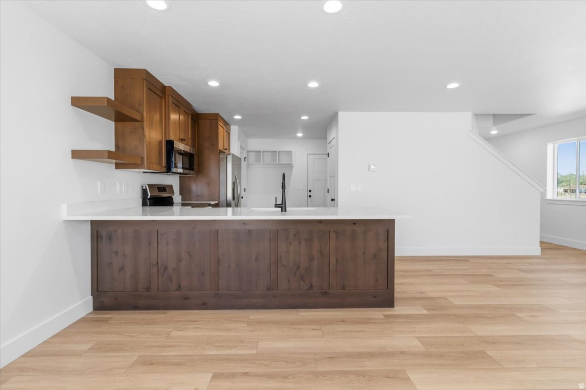 LOVELESS ESTATES - Residential