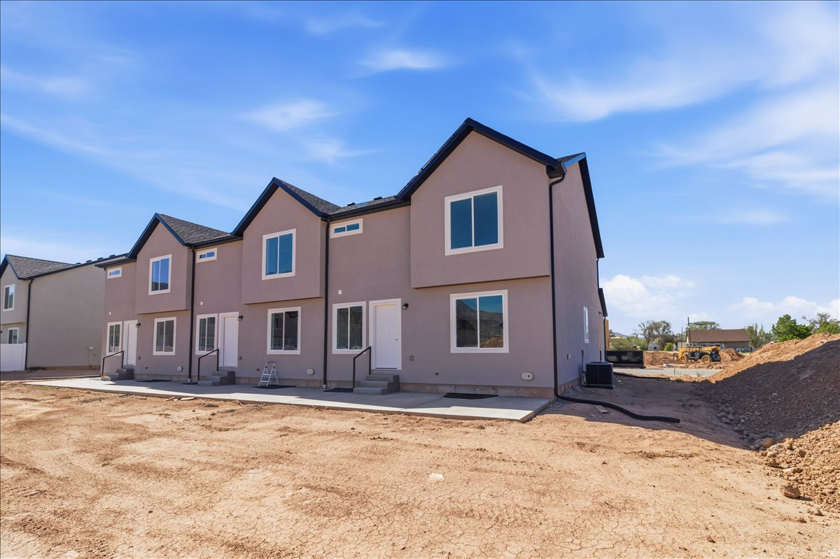 LOVELESS ESTATES - Residential