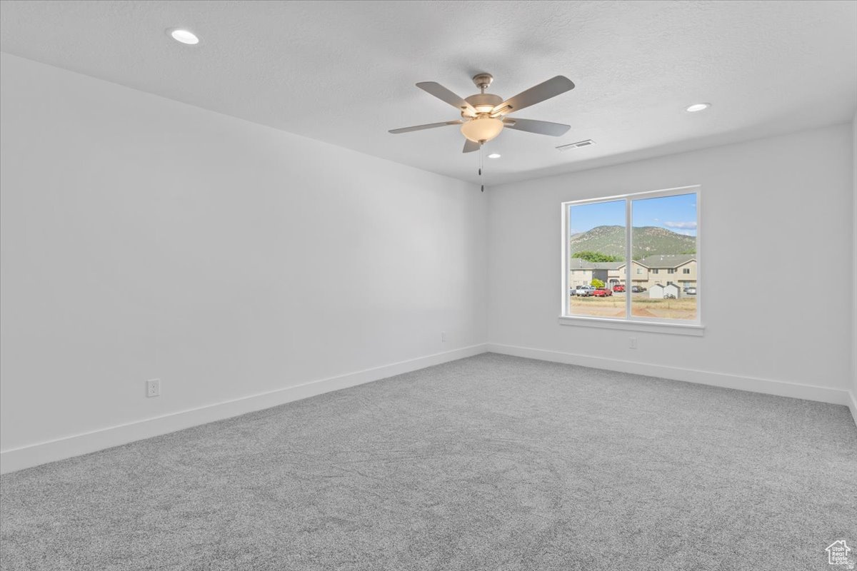 LOVELESS ESTATES - Residential