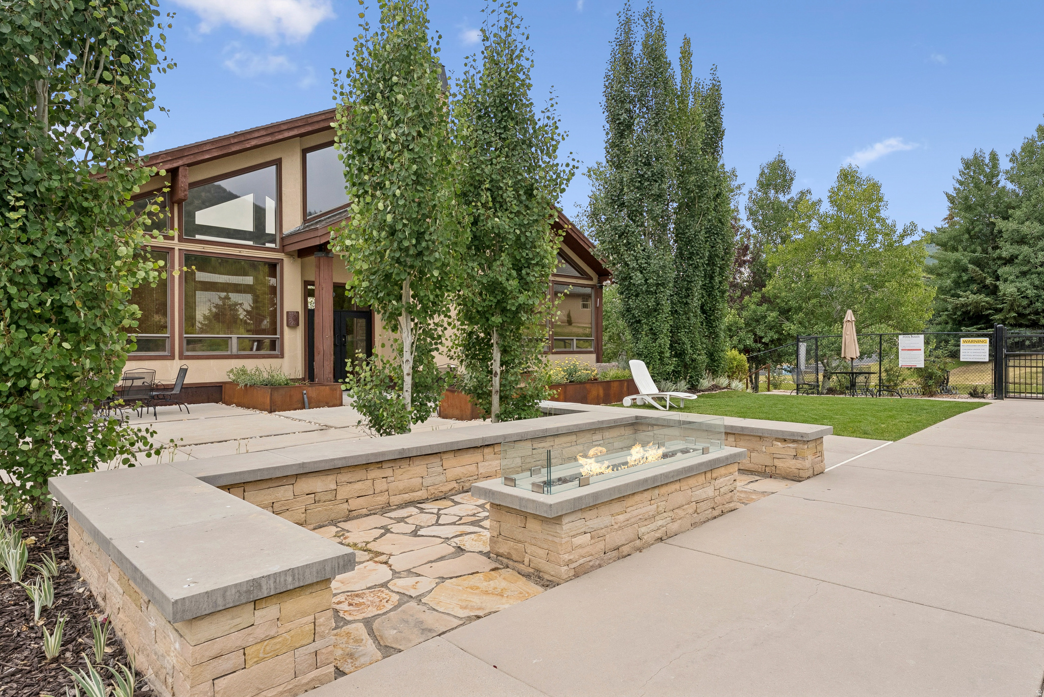 WILLOW DRAW COTTAGES AT SUN PEAK - Residential