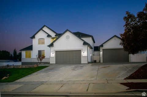 Tiny photo for 1247 W MAN OF WAR CV S, South Jordan, UT 84095 (MLS # 2117044)