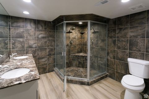 Tiny photo for 1247 W MAN OF WAR CV S, South Jordan, UT 84095 (MLS # 2117044)