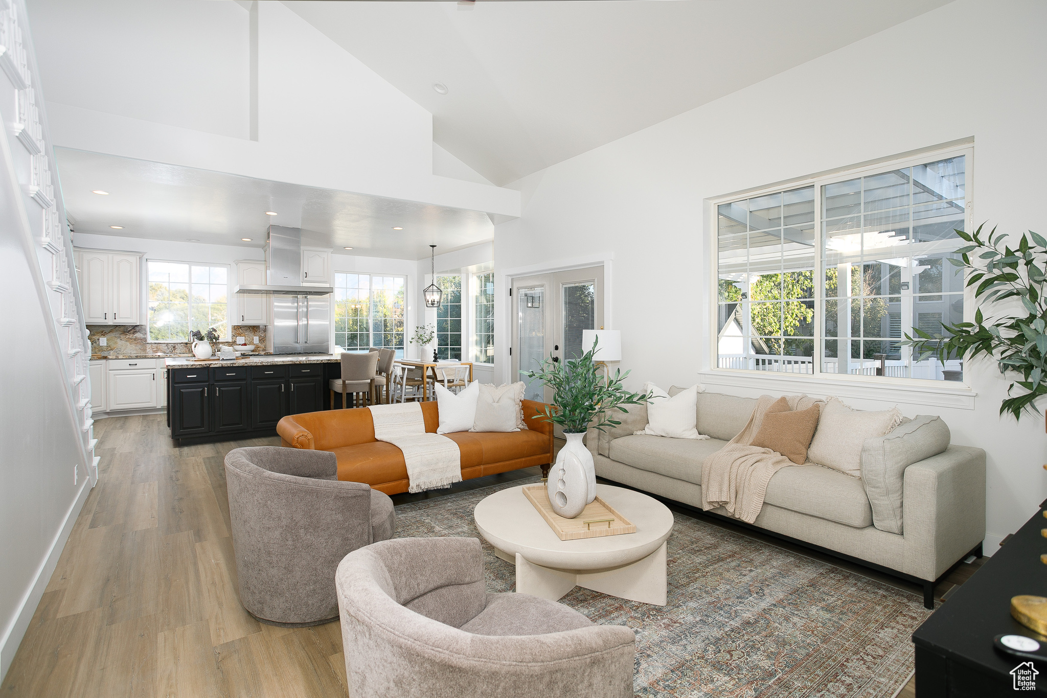 ARLINGTON ESTATES - Residential