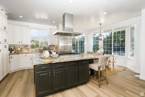 Tiny photo for 1247 W MAN OF WAR CV S, South Jordan, UT 84095 (MLS # 2117044)