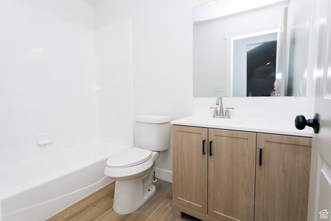 Tiny photo for 1247 W MAN OF WAR CV S, South Jordan, UT 84095 (MLS # 2117044)