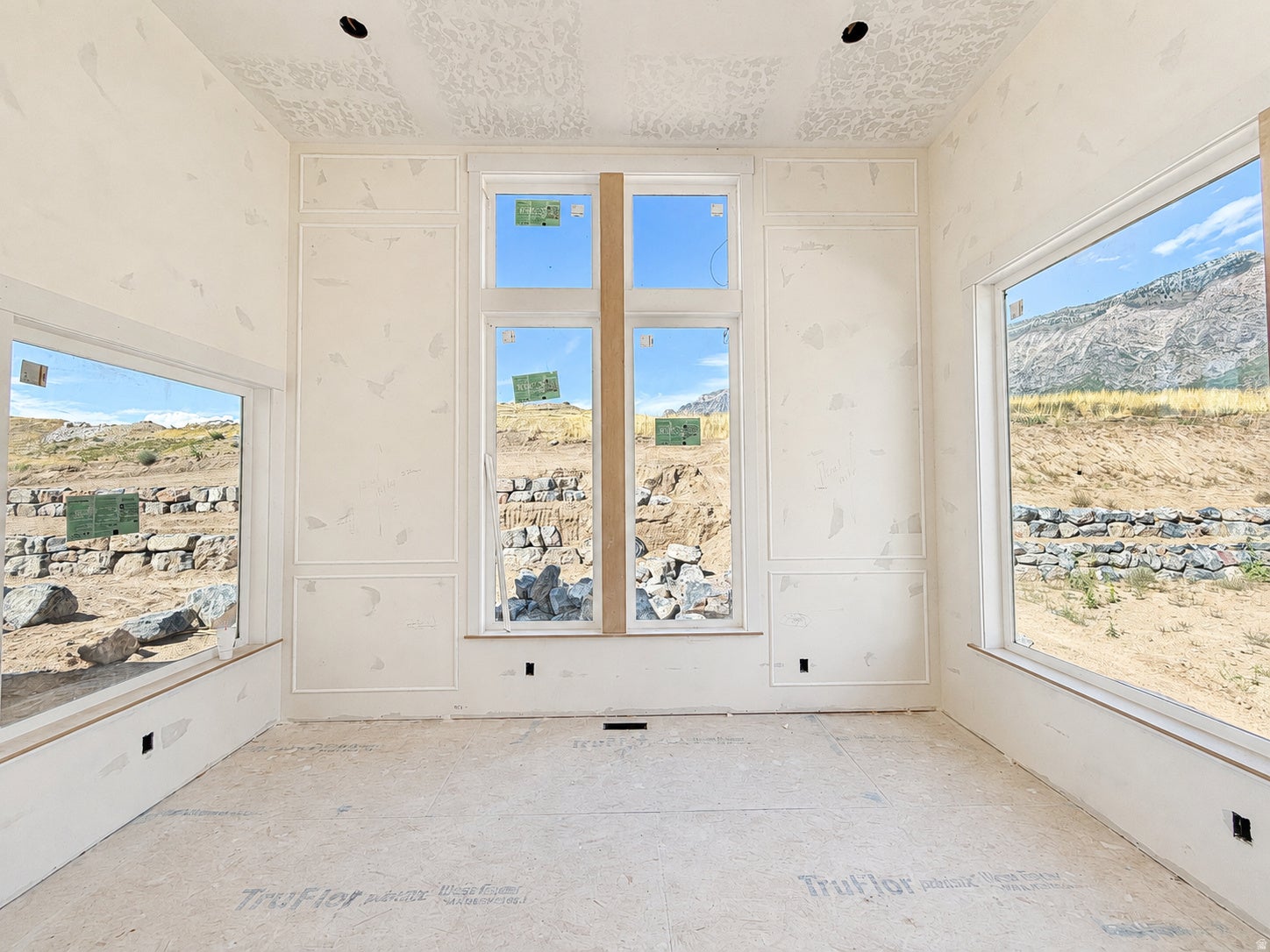 1290 W Caribou Ct, Pleasant View, UT, 84414, USA, 7 Bedrooms Bedrooms, ,5 BathroomsBathrooms,Residential,Active,1290 W Caribou Ct,2166530