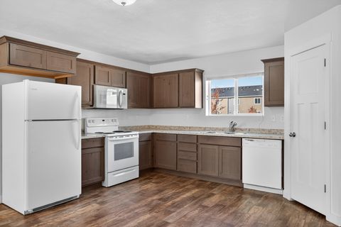 Tiny photo for 37 E 670 N, Vineyard, UT 84059 (MLS # 2100256)