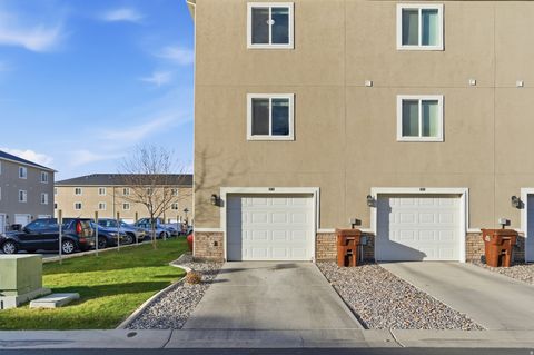 Tiny photo for 37 E 670 N, Vineyard, UT 84059 (MLS # 2100256)