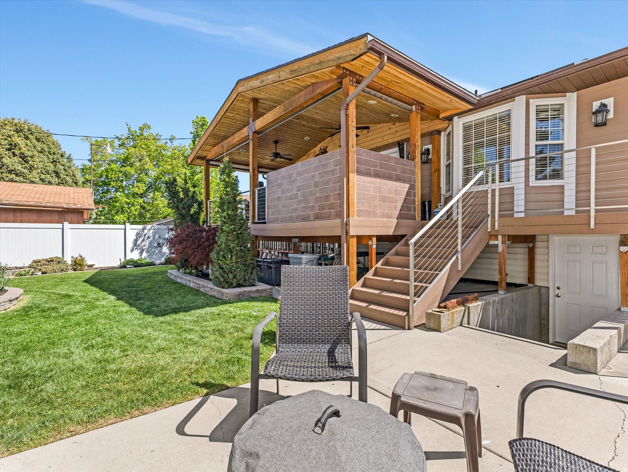 SANDY HEIGHTS - Residential