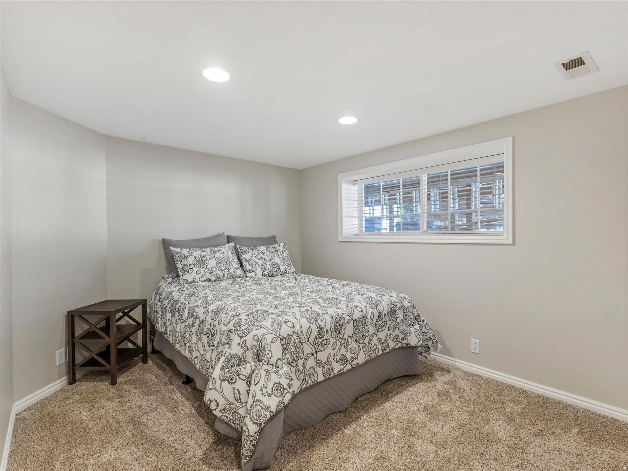 SANDY HEIGHTS - Residential