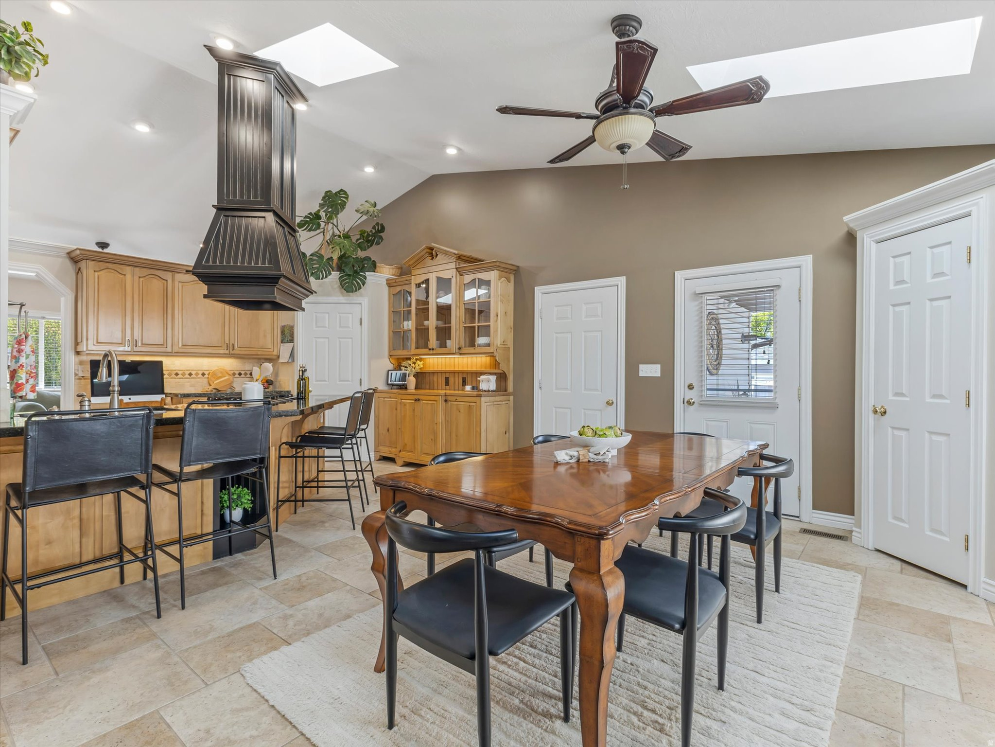 SANDY HEIGHTS - Residential