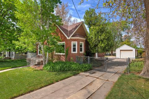 Tiny photo for 872 W 3800 S, Bountiful, UT 84010 (MLS # 2154642)
