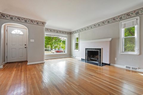 Tiny photo for 872 W 3800 S, Bountiful, UT 84010 (MLS # 2154642)