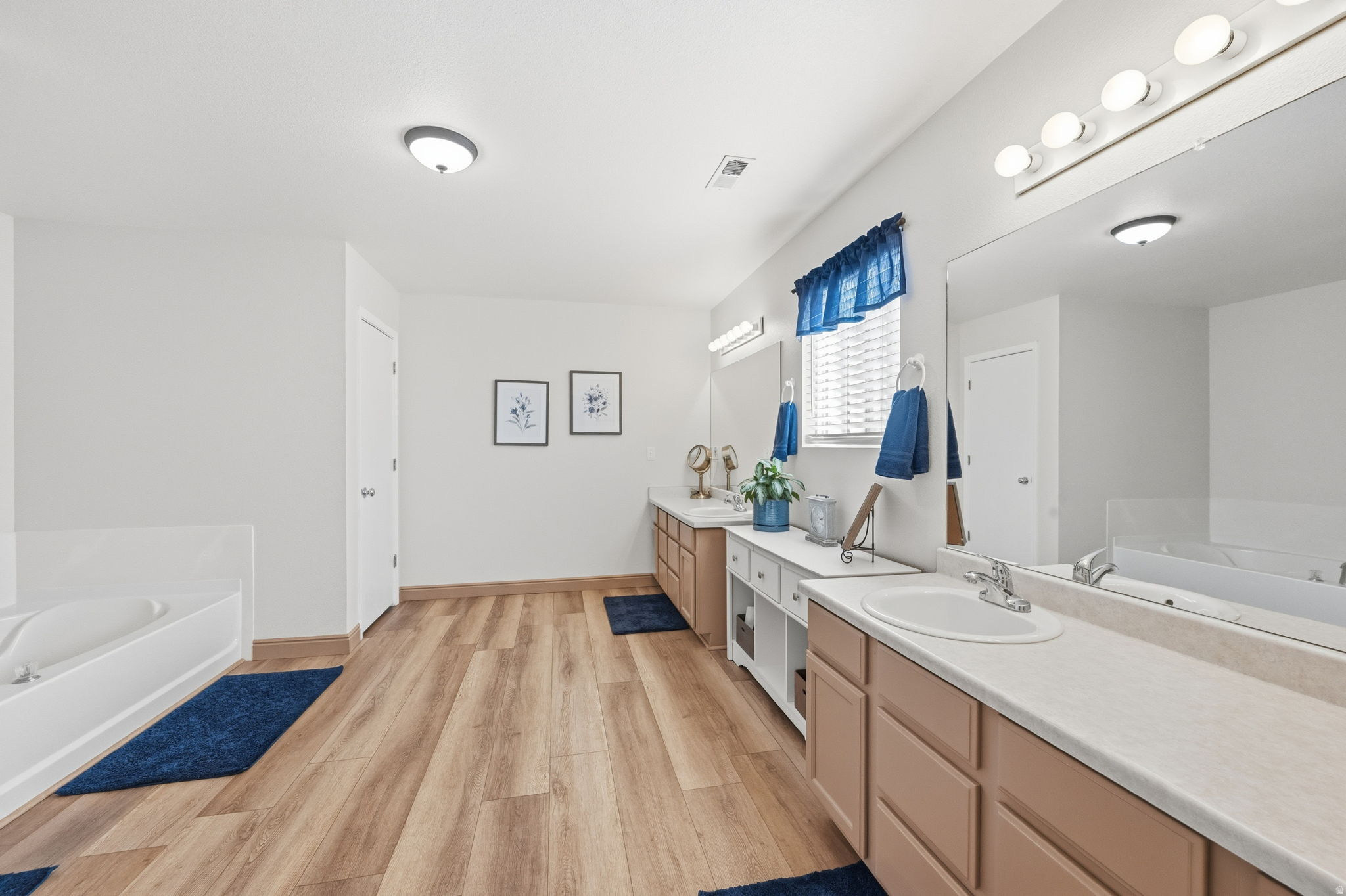 PHEASANT BROOK - Residential