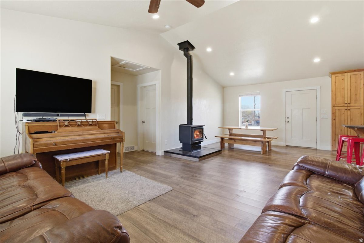 DAILEY MINOR - Residential