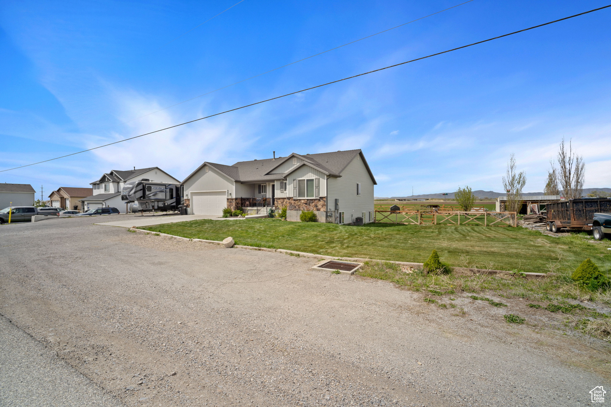 9457 N 4800 W
