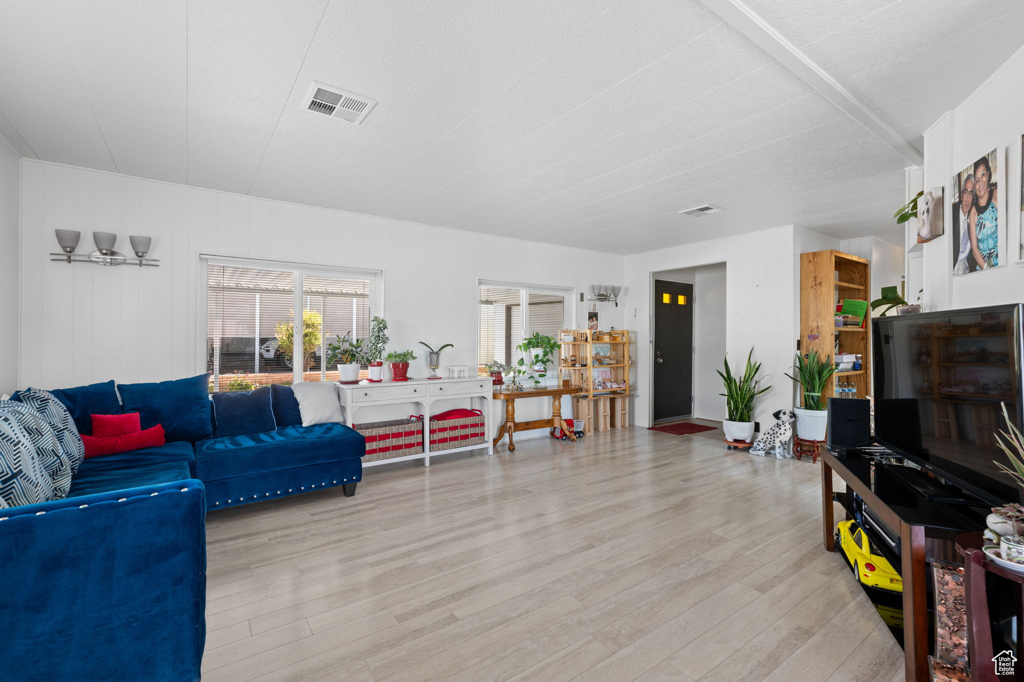 RAINBOW RIDGE - Residential