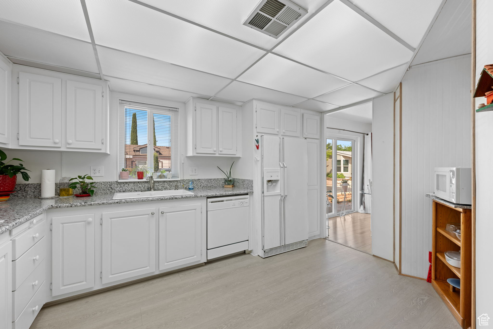 RAINBOW RIDGE - Residential