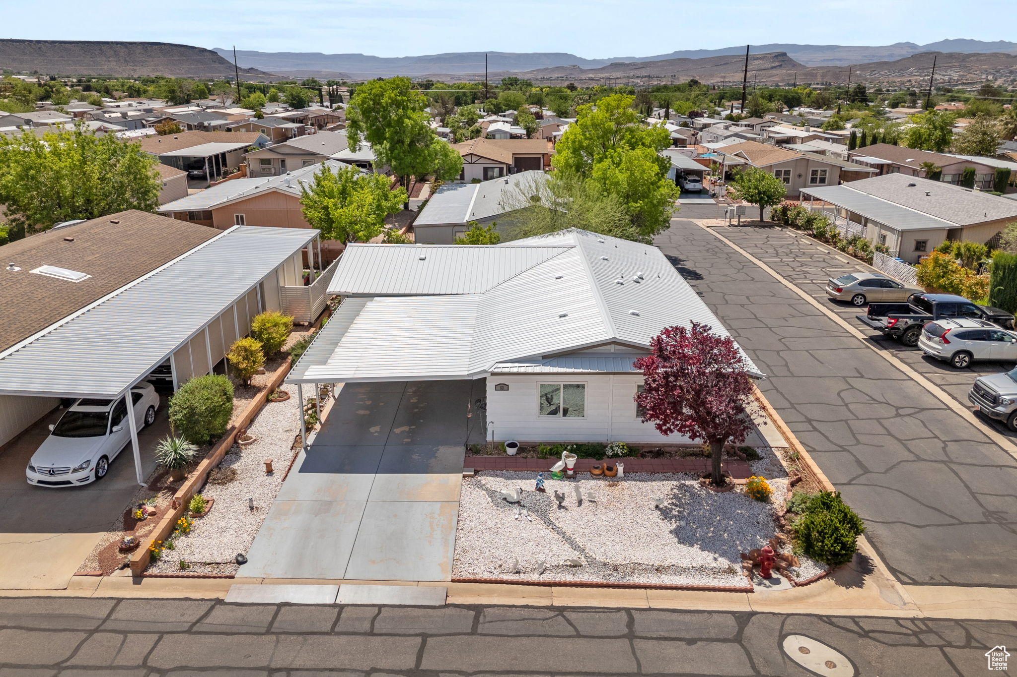 RAINBOW RIDGE - Residential