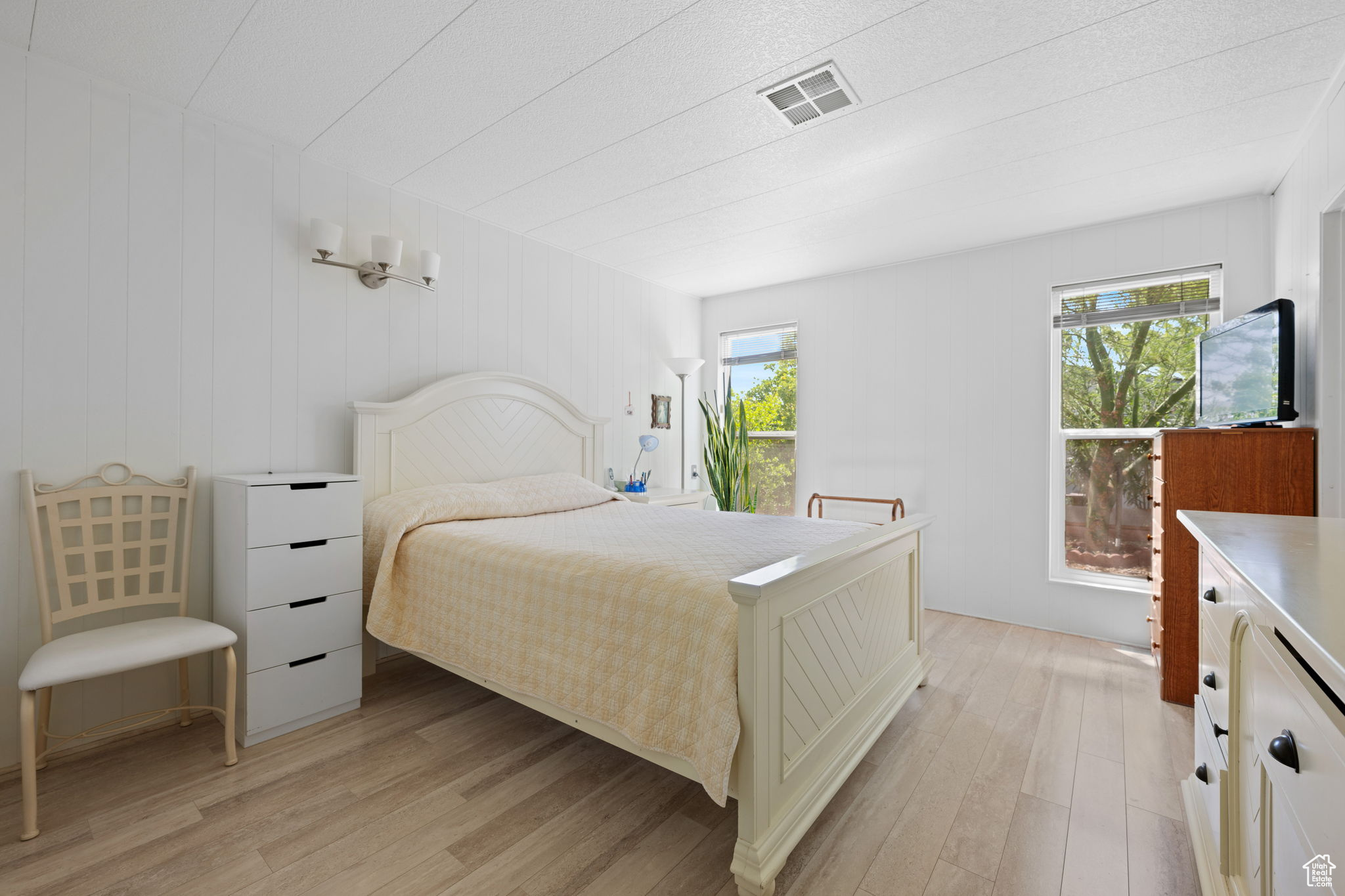 RAINBOW RIDGE - Residential