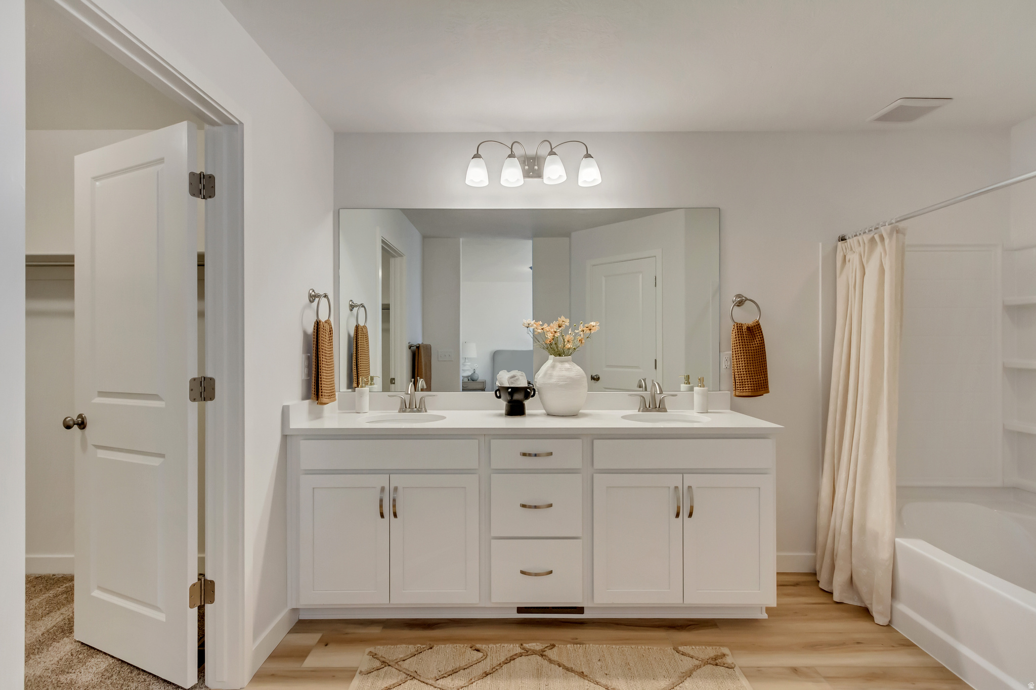 SKY RANCH LEGACY - Residential