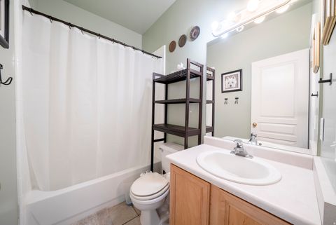 Tiny photo for 986 N SHETLAND LN W, Farmington, UT 84025 (MLS # 2156288)