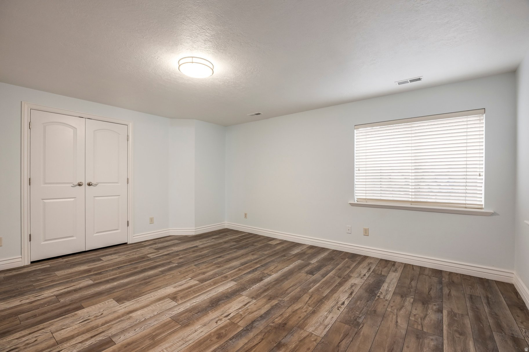 WILLOW CANYON PHASE - Residential