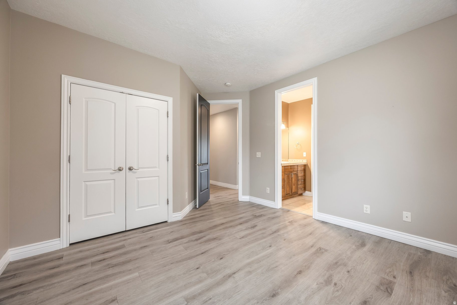 WILLOW CANYON PHASE - Residential