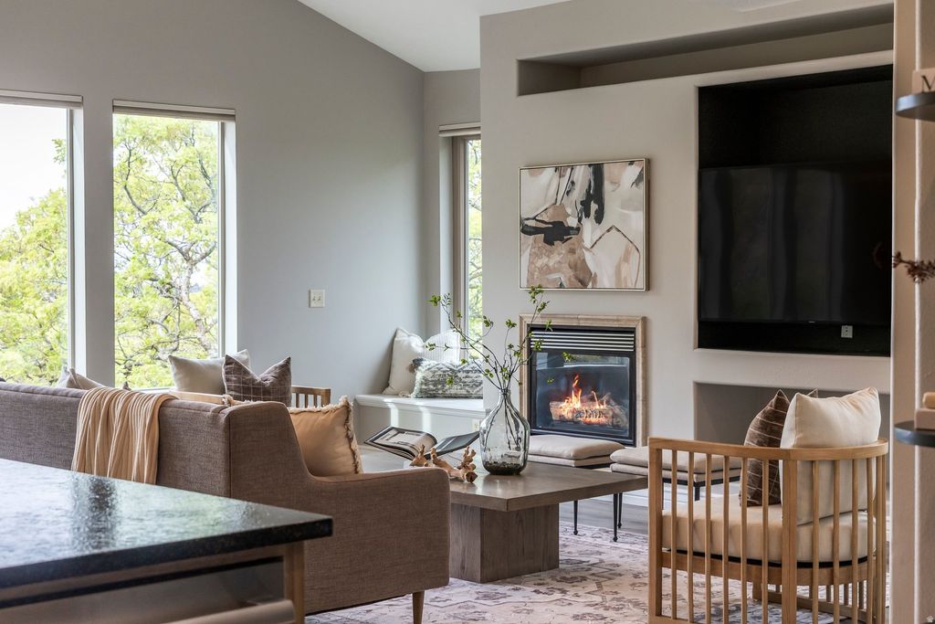 Photo of 86 S BALD MOUNTAIN DR, Alpine, UT 84004 (MLS # 2150754)