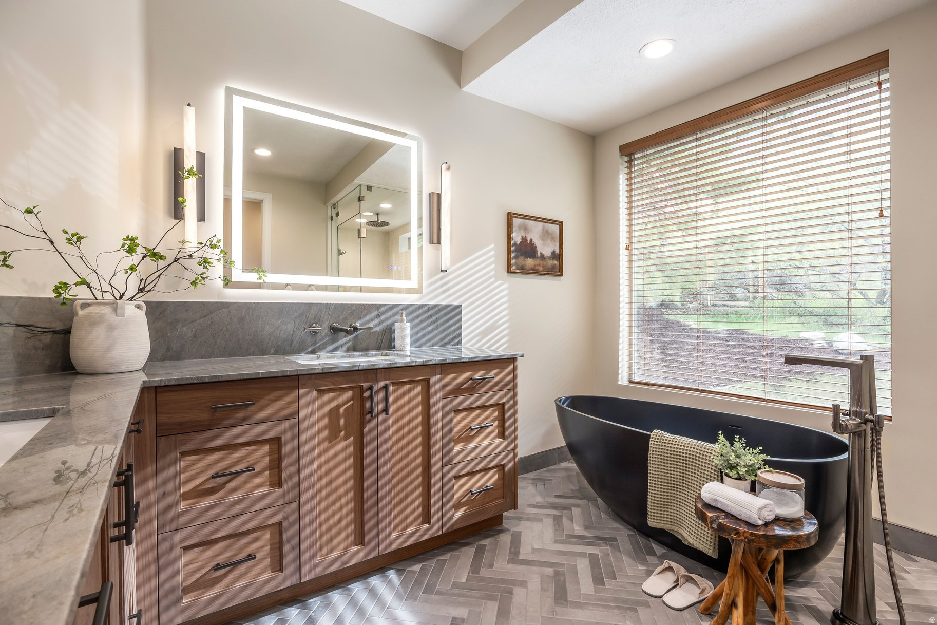 WILLOW CANYON PHASE - Residential