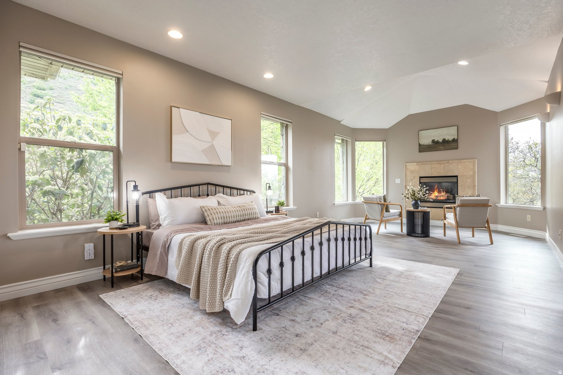 WILLOW CANYON PHASE - Residential