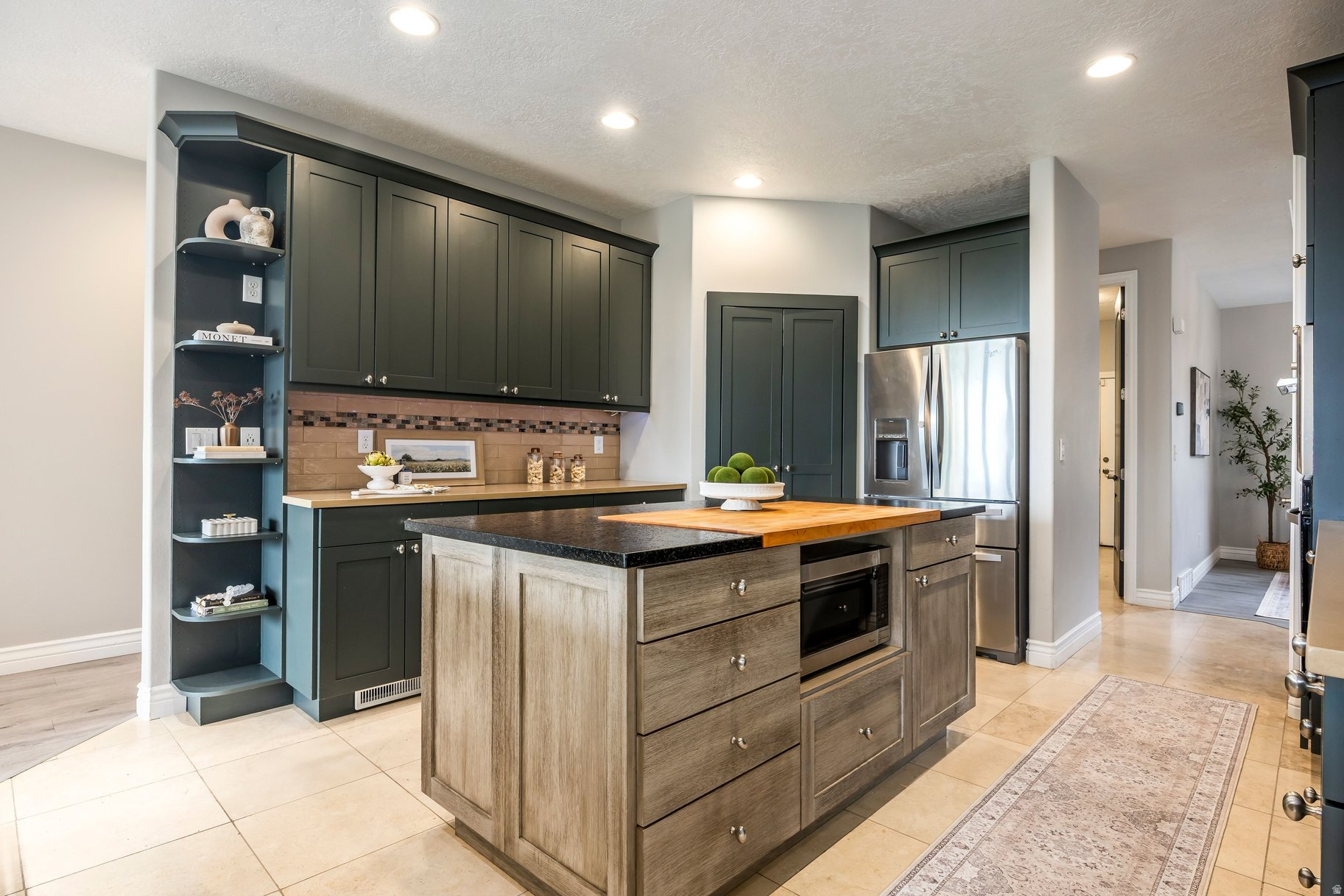 WILLOW CANYON PHASE - Residential