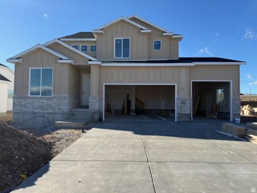 This Juniper plan is a well thought out plan with no wasted space. 4 Bedrooms upstairs. Large kitchen island for entertaining. Lender incentive $21,000 to use towards rate buy down and/or closing costs.