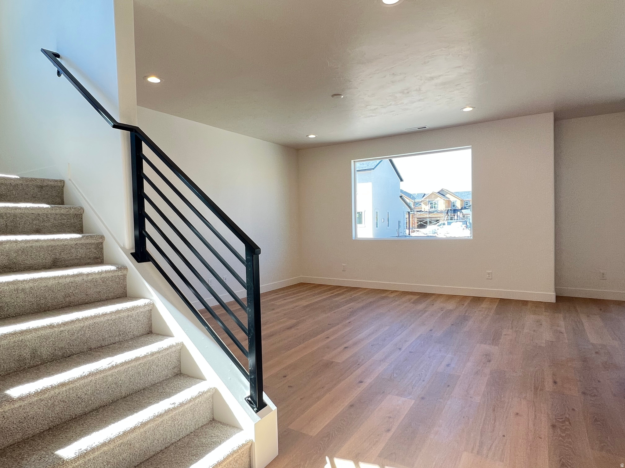 LAKEVIEW FIELDS - Residential