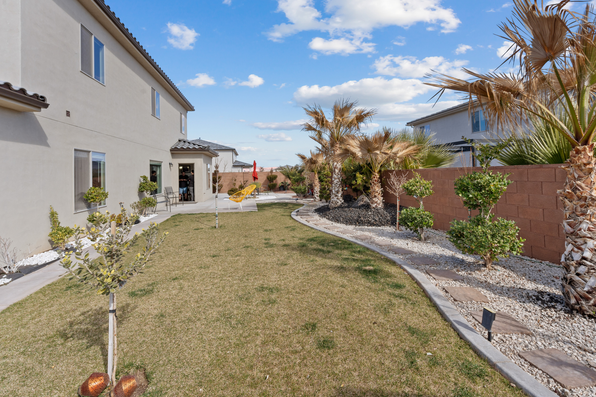 SAGE CANYON PH 6 - Residential