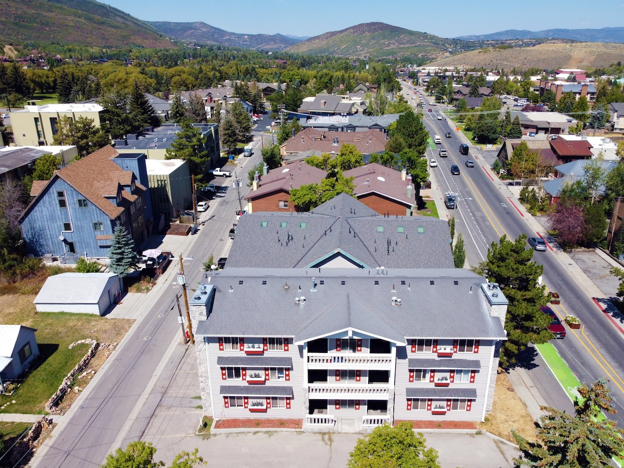 ALPENHOF CONDO - Residential
