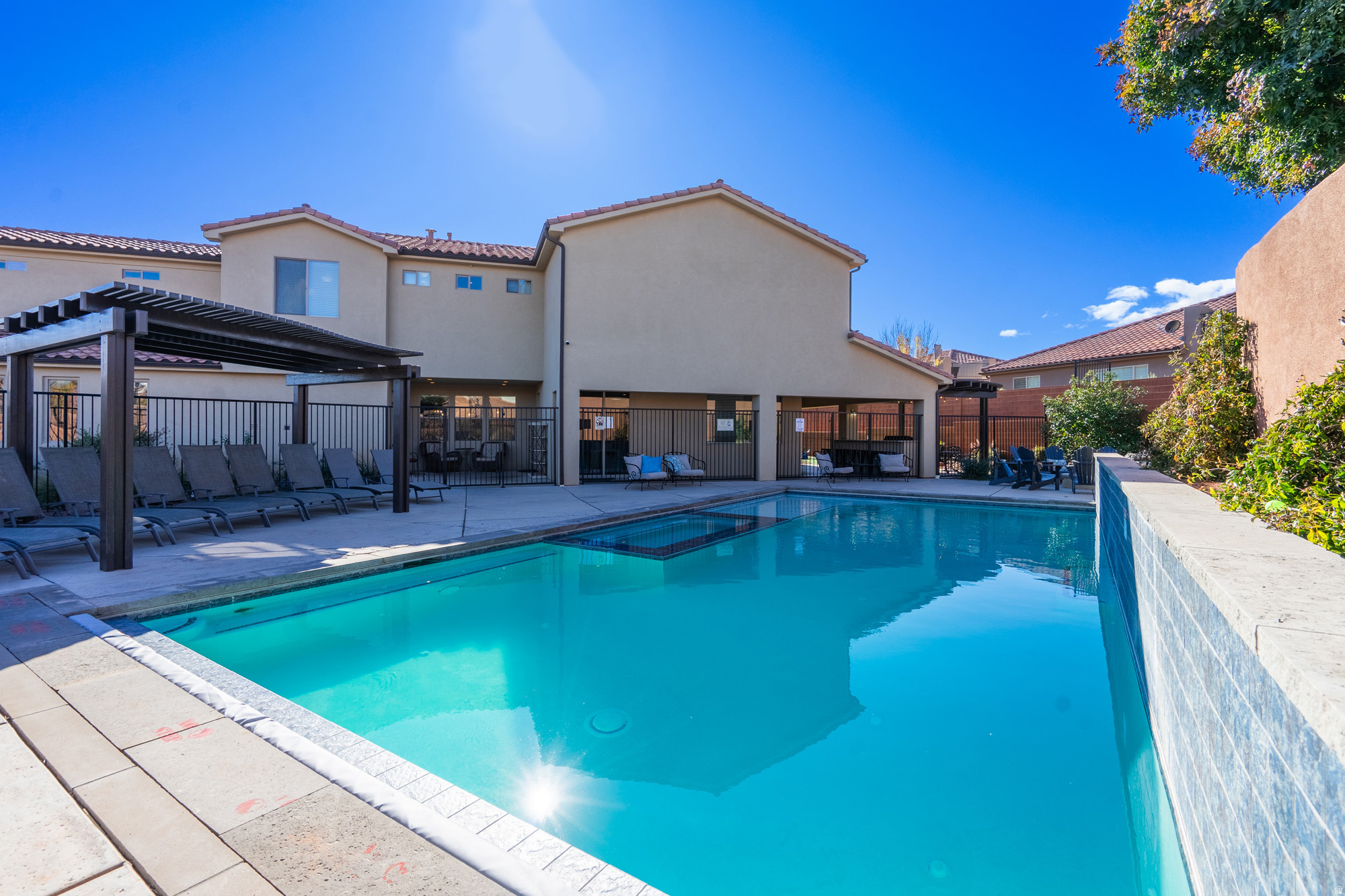 PARADISE VILLAGE AT ZION - Residential