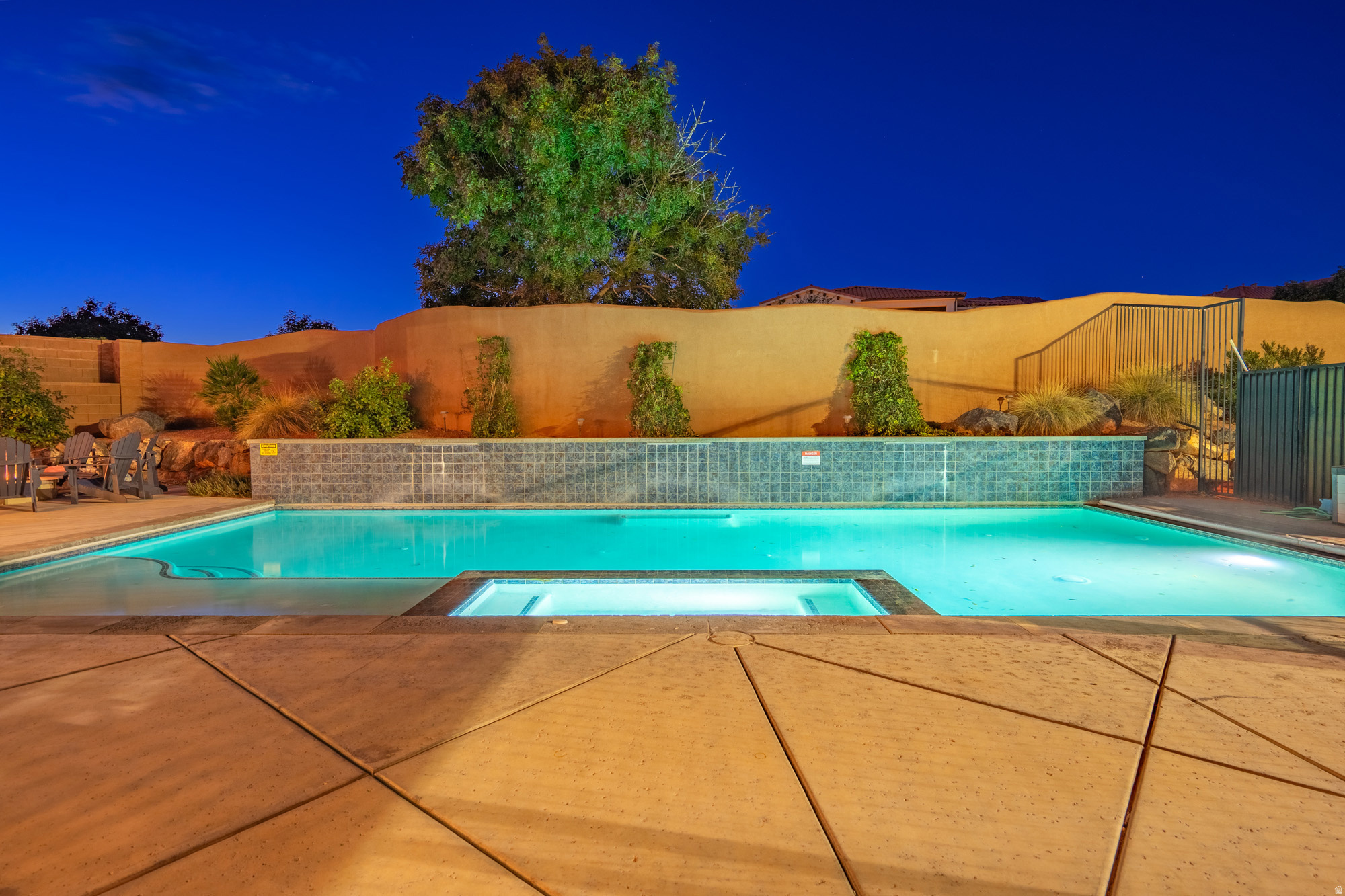 PARADISE VILLAGE AT ZION - Residential