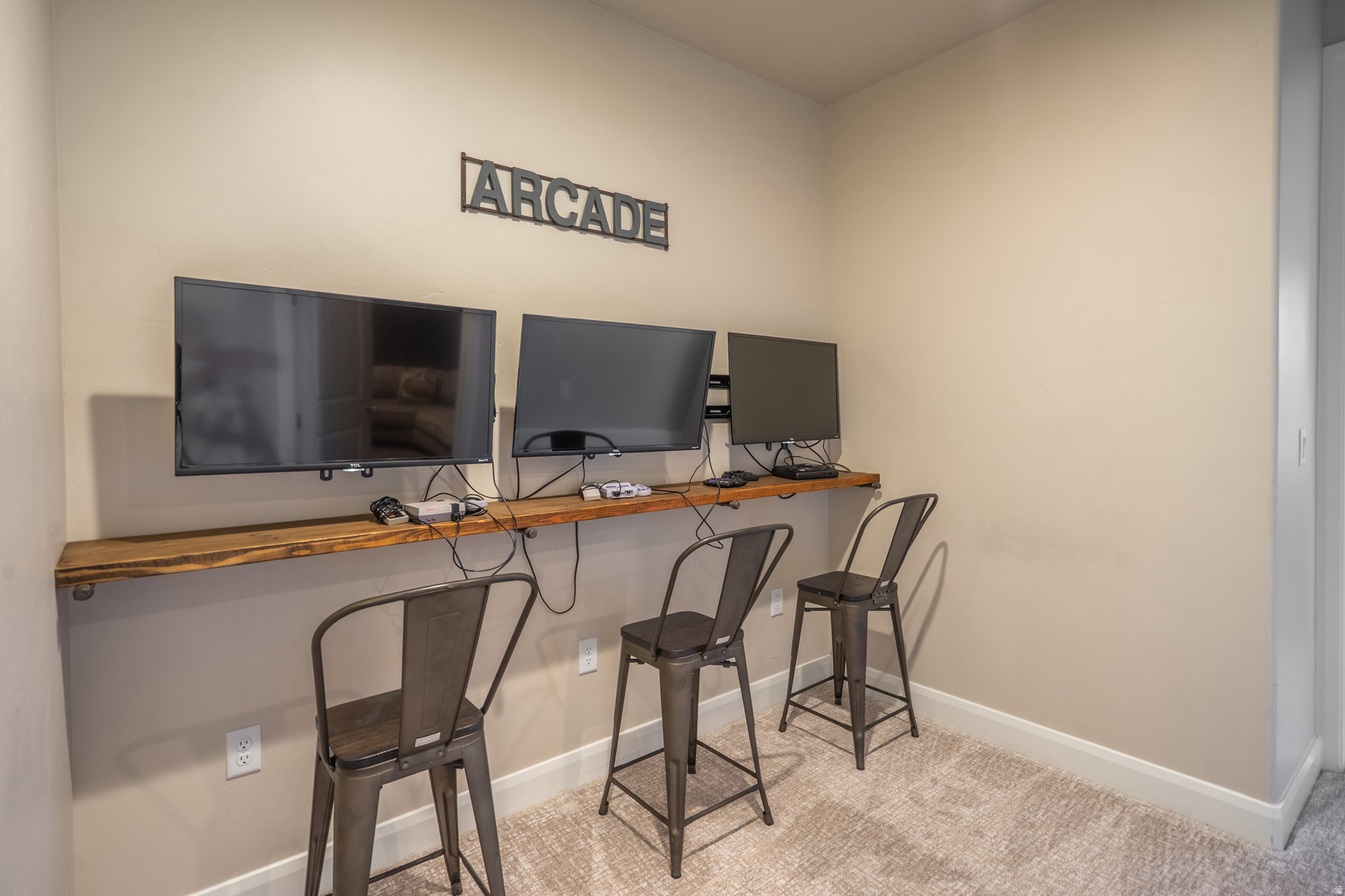 PARADISE VILLAGE AT ZION - Residential