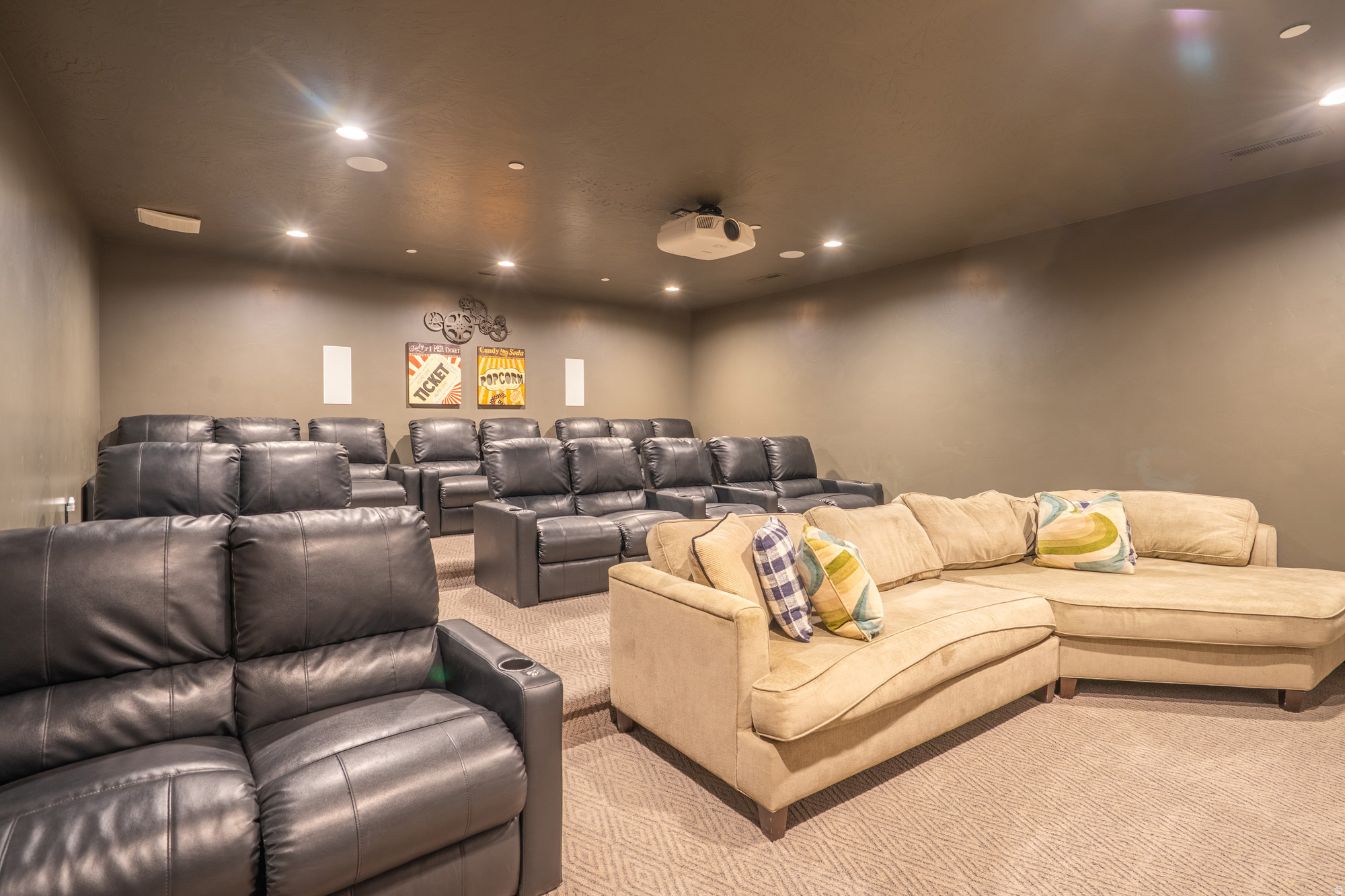 PARADISE VILLAGE AT ZION - Residential