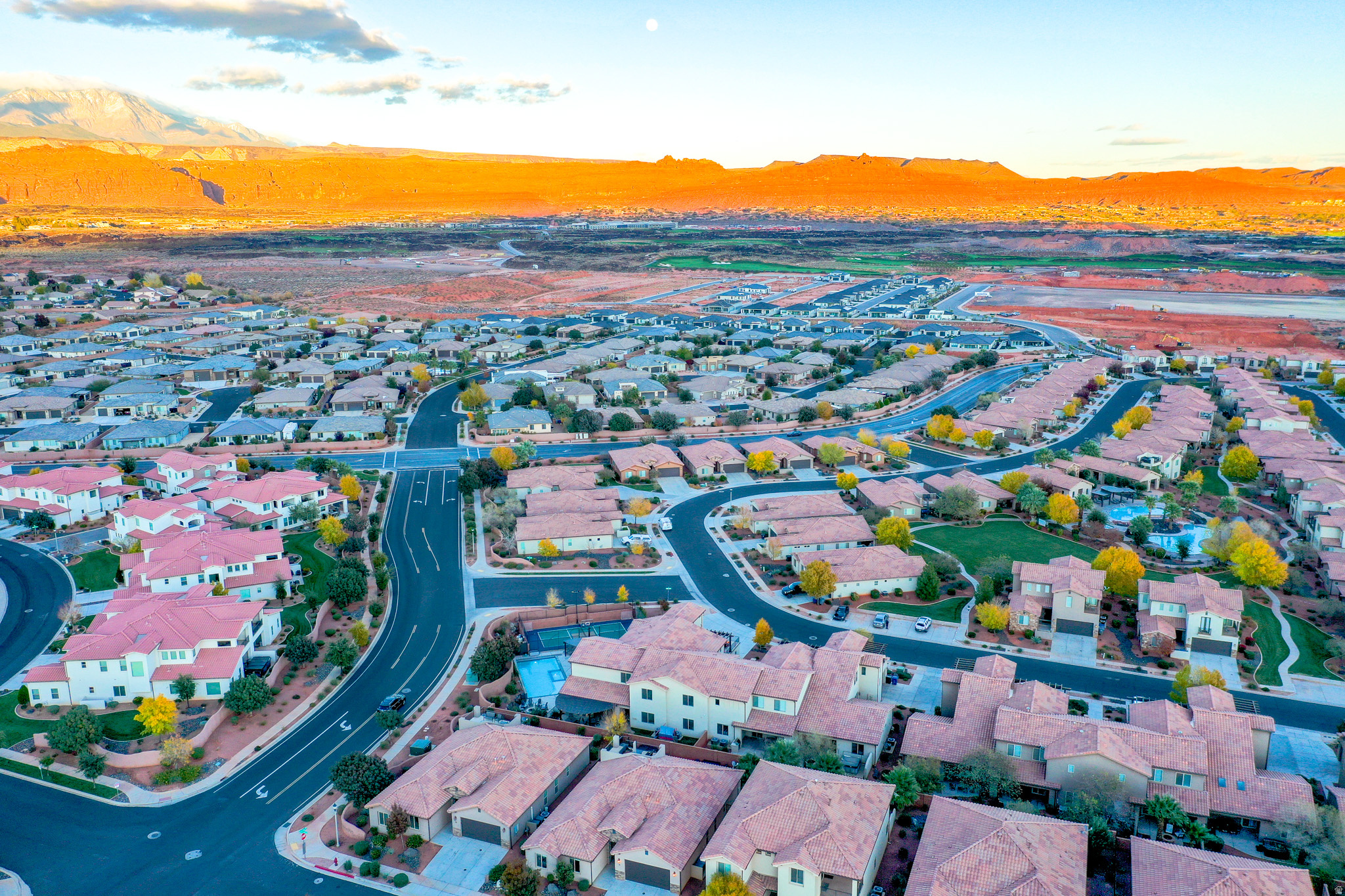 PARADISE VILLAGE AT ZION - Residential