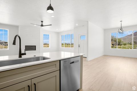 Tiny photo for 1631 W CENTURY LN #B, Mapleton, UT 84664 (MLS # 2108917)