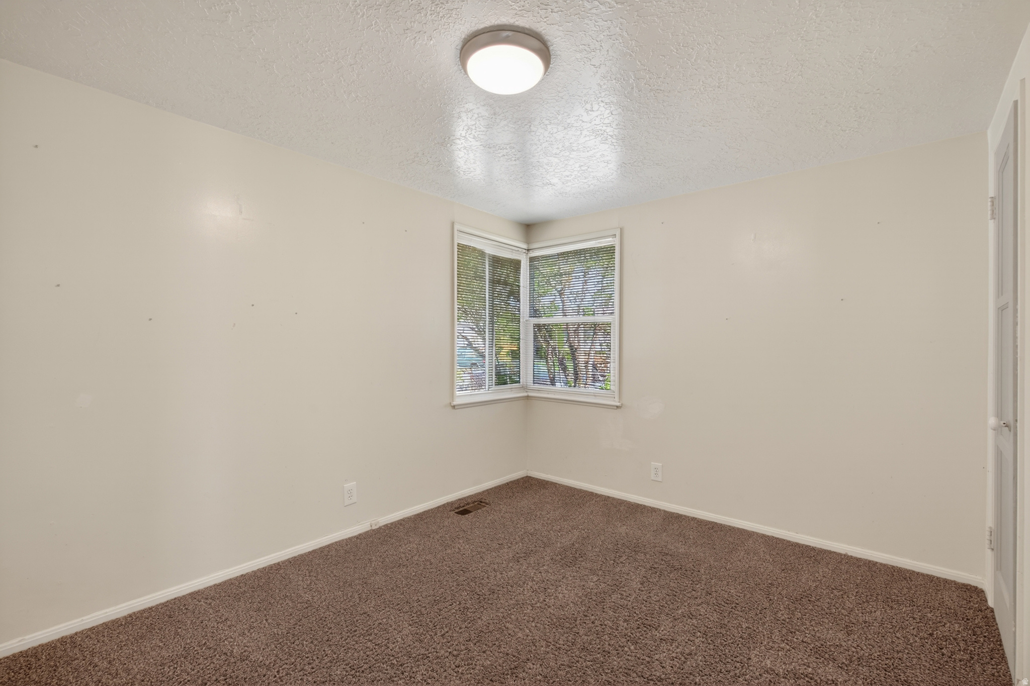 COLUMBIA VILLAGE - Residential