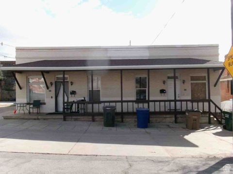 Photo of 862 E MENLO AVE S, Salt Lake City, UT 84102 (MLS # 2082729)