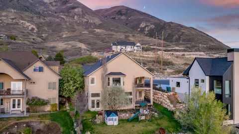 Tiny photo for 10207 N BAYHILL DR, Cedar Hills, UT 84062 (MLS # 2149807)