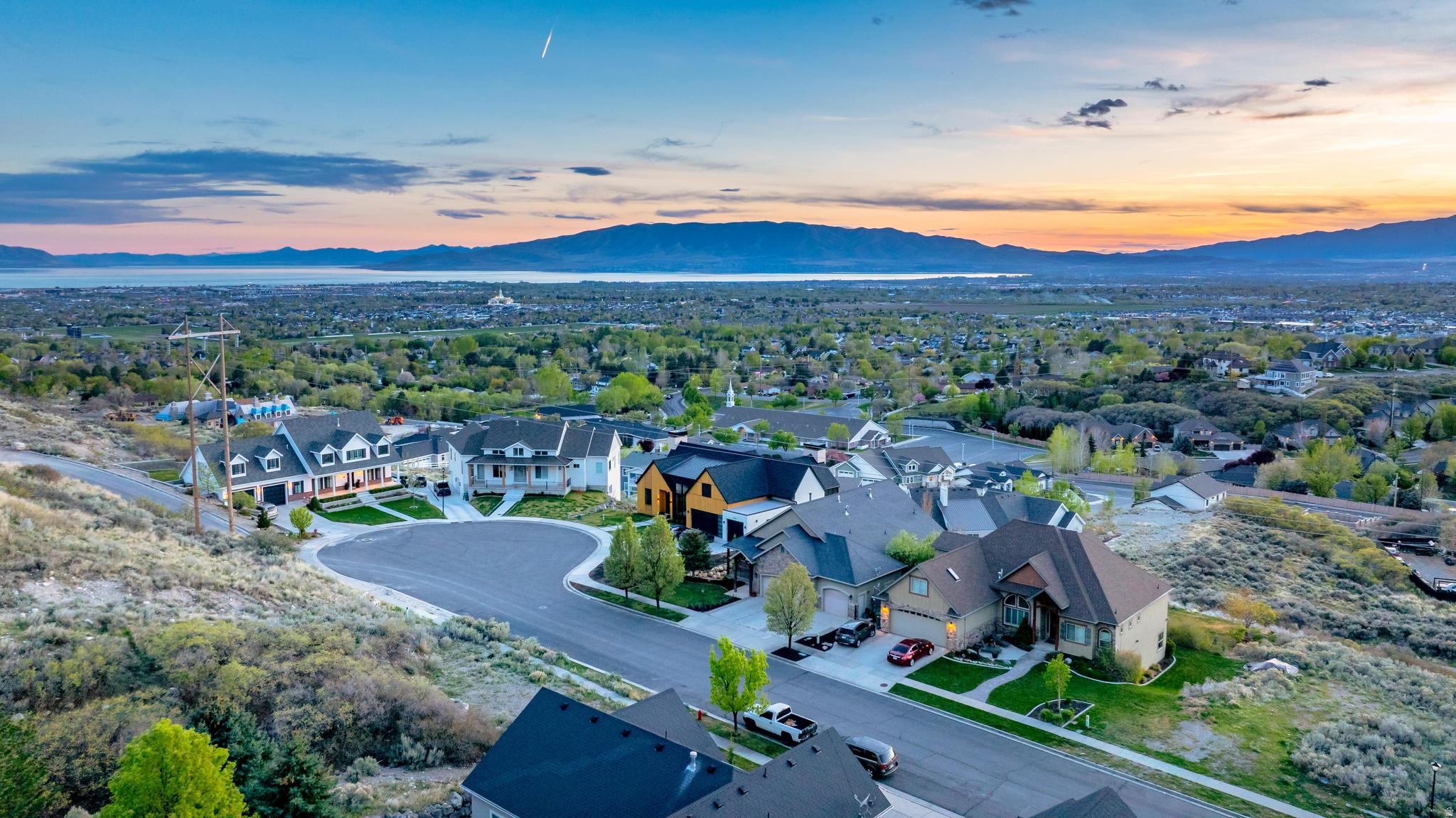 THE CEDARS AT CEDAR - Residential