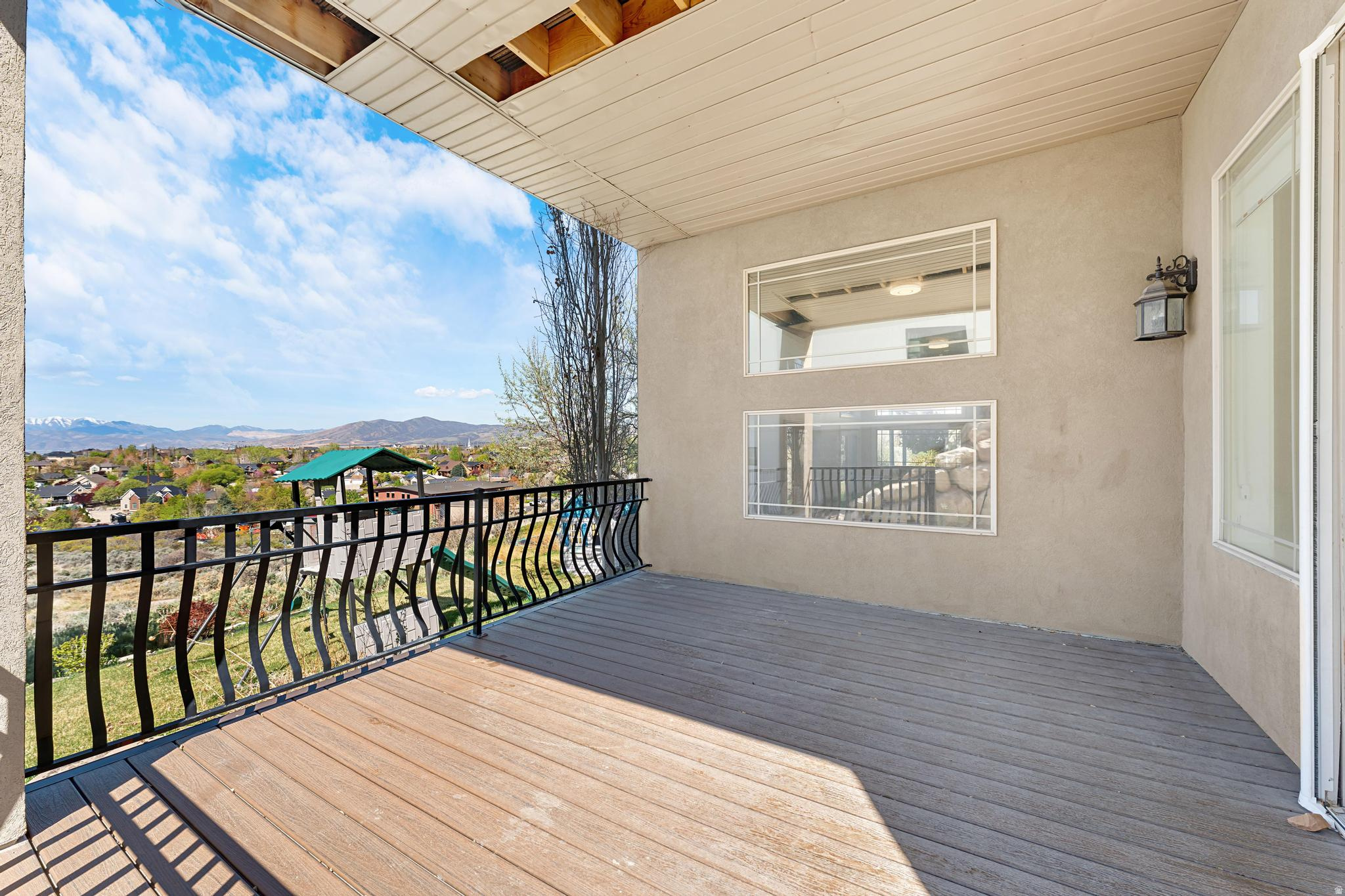 THE CEDARS AT CEDAR - Residential