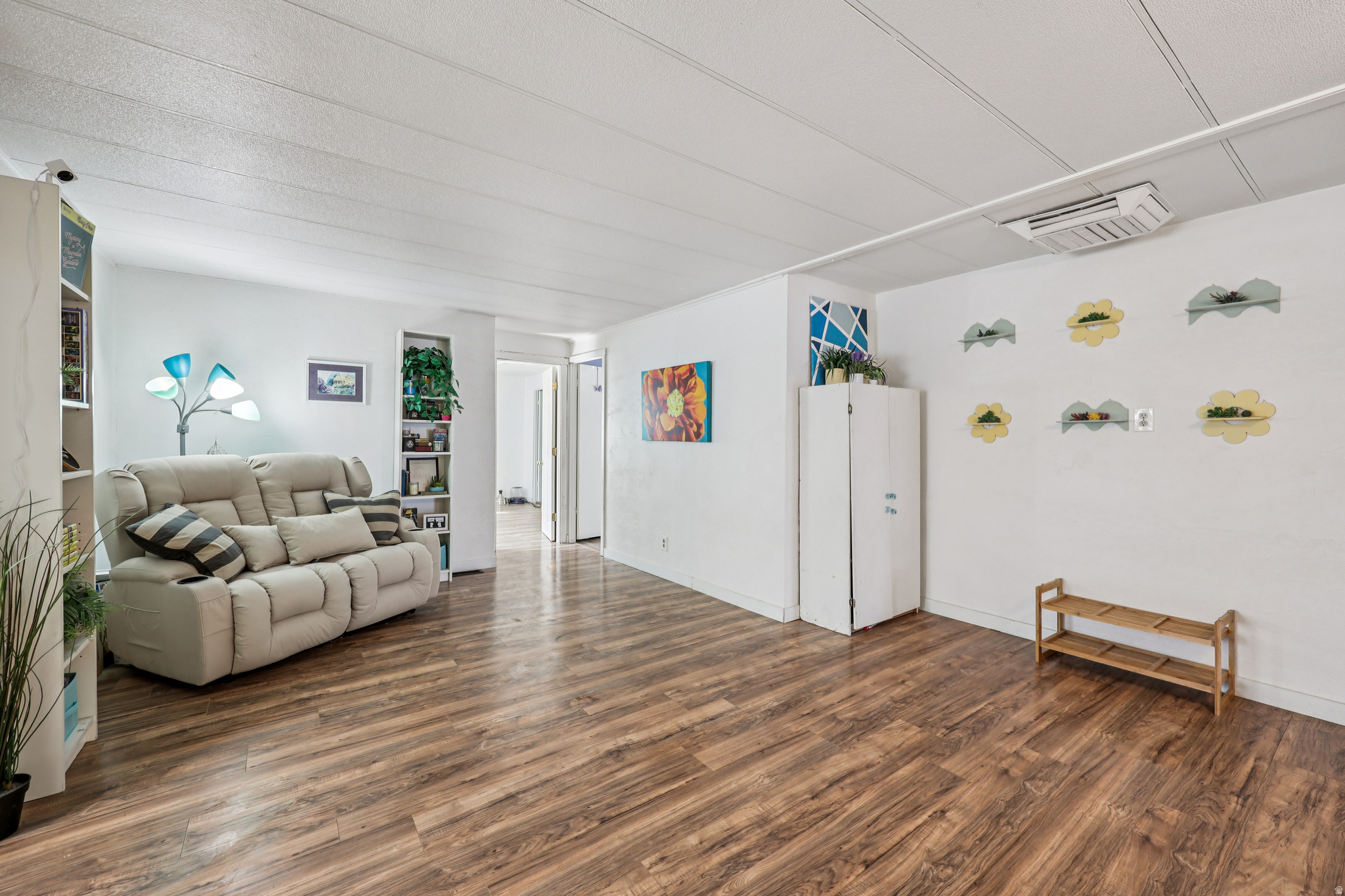 CAMELOT - Residential