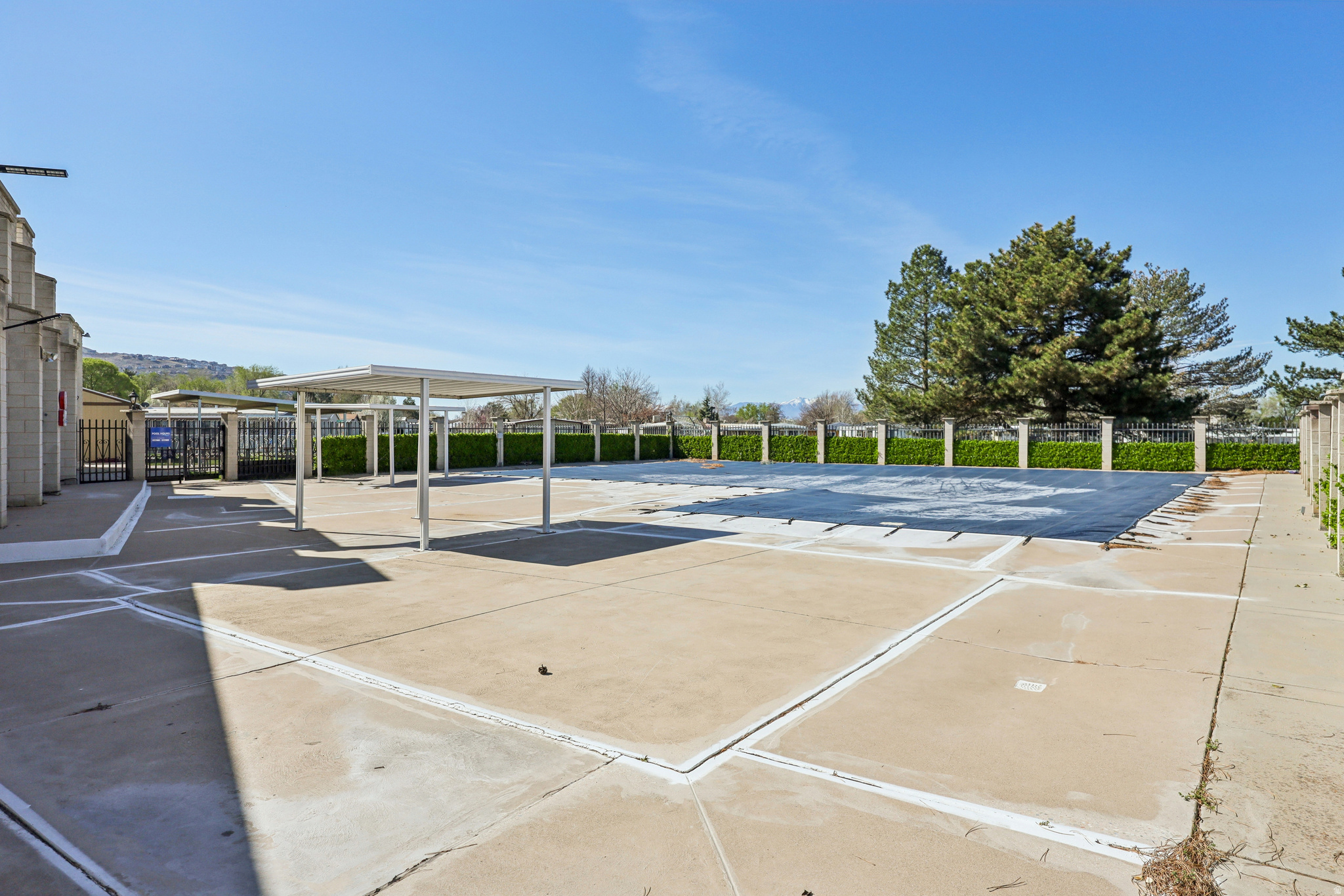 CAMELOT - Residential