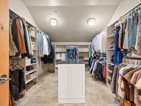 Tiny photo for 6438 E SUMMIT CV, Huntsville, UT 84317 (MLS # 2173219)